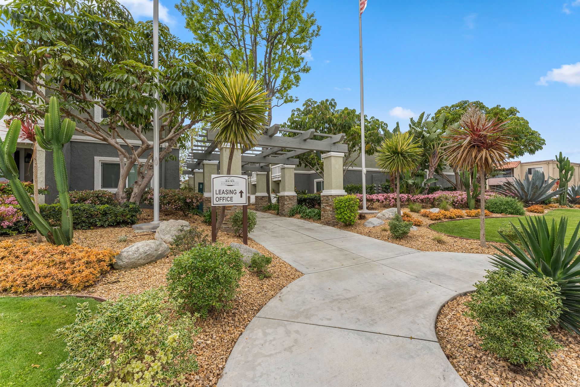 Serena Vista Apartments photo gallery