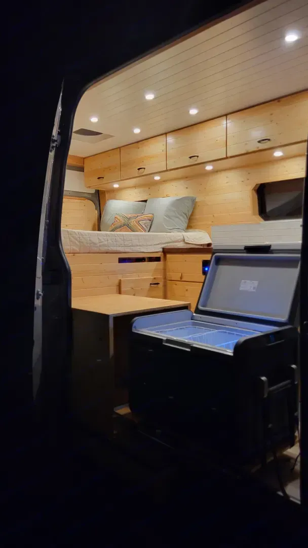 Camper Van Rental in Maui, Hawaii
