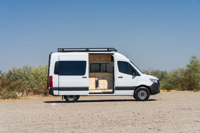 Camper Van rentals in Maui, HI