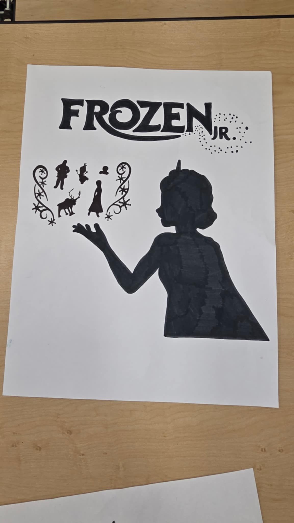 Silhouette of Elsa from