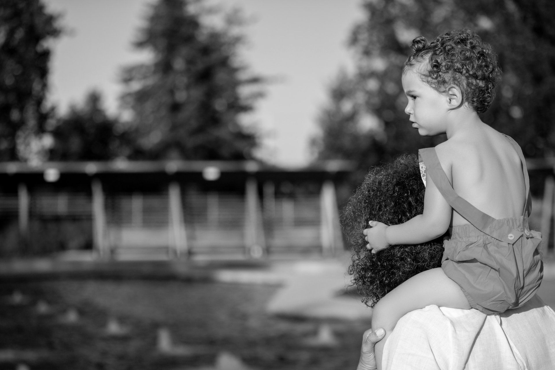 Natalie-DAngelo-Photography-Vancouver-BC-Canada-BlackWhite-Family-Portraits-Visual-Storyteller-little-girl-piggyride
