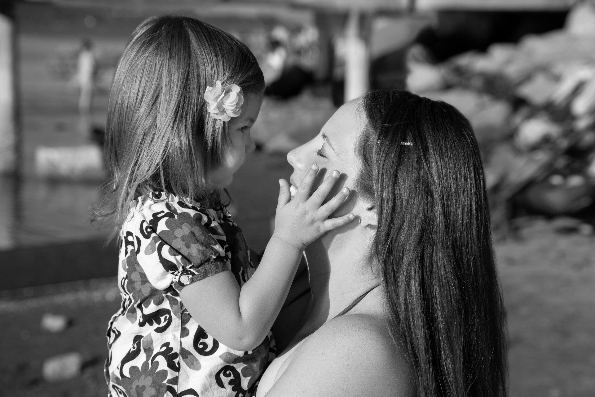 Natalie-DAngelo-Photography-Vancouver-BC-Canada-BlackWhite-Family-Portraits-Visual-Storyteller-happy-mother-looking-little-girl-portrait