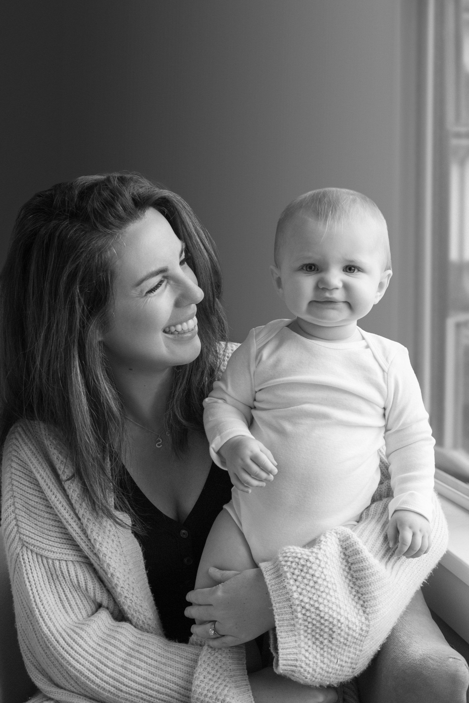 Natalie-DAngelo-Photography-Vancouver-BC-Canada-BlackWhite-Family-Portraits-Visual-Storyteller-mother-baby-portrait