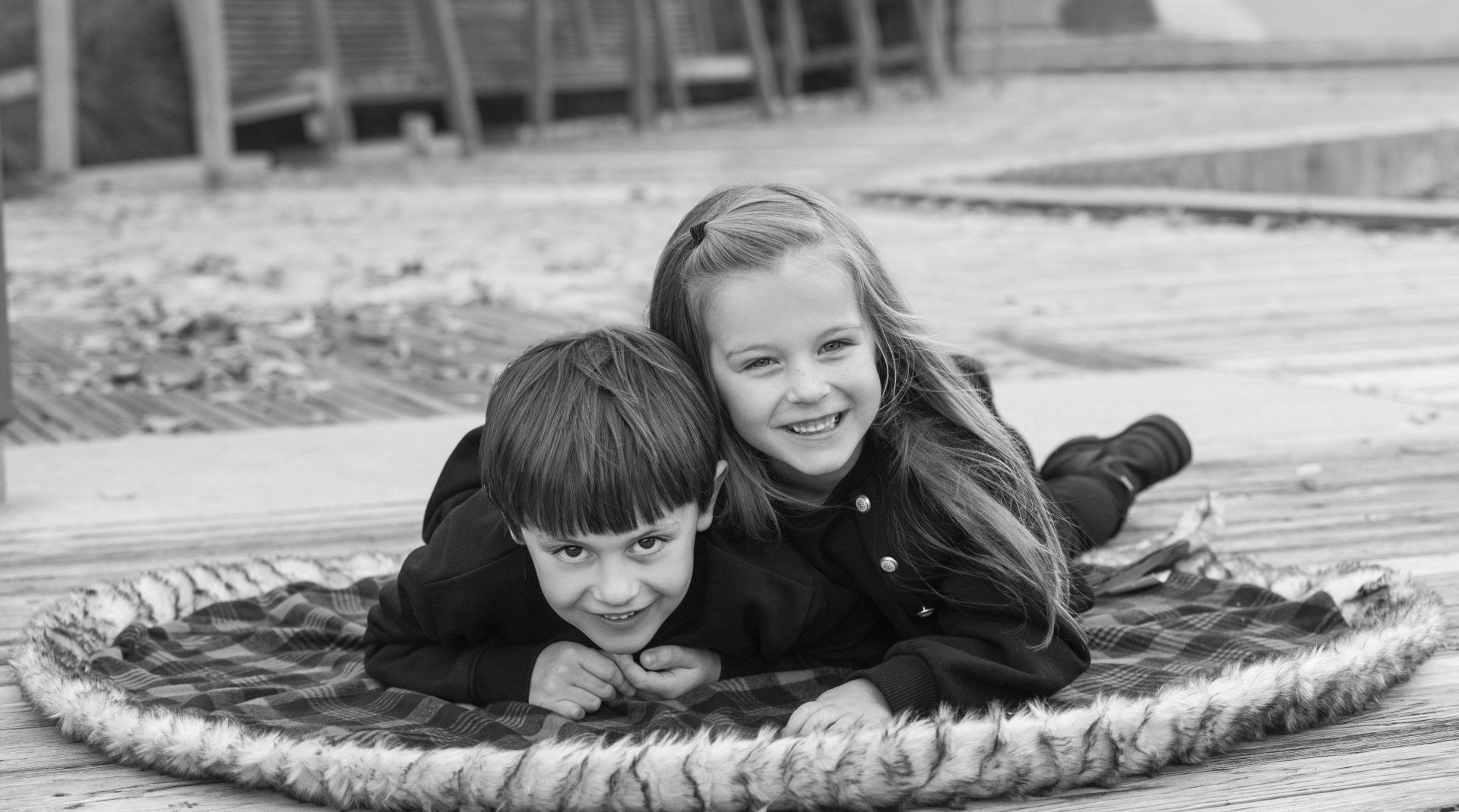 Natalie-DAngelo-Photography-Vancouver-BC-Canada-BlackWhite-Family-Portraits-Visual-Storyteller-sibilings-brother-sister