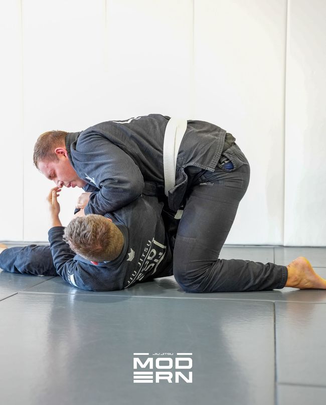 Jiu-Jitsu Modern Logo