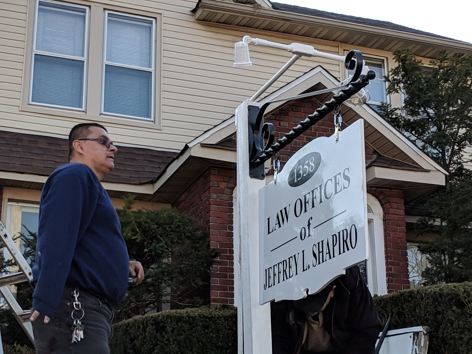 Law Office Of Jeffrey L. Shapiro Signage — Hillside, NJ — Sign Designer