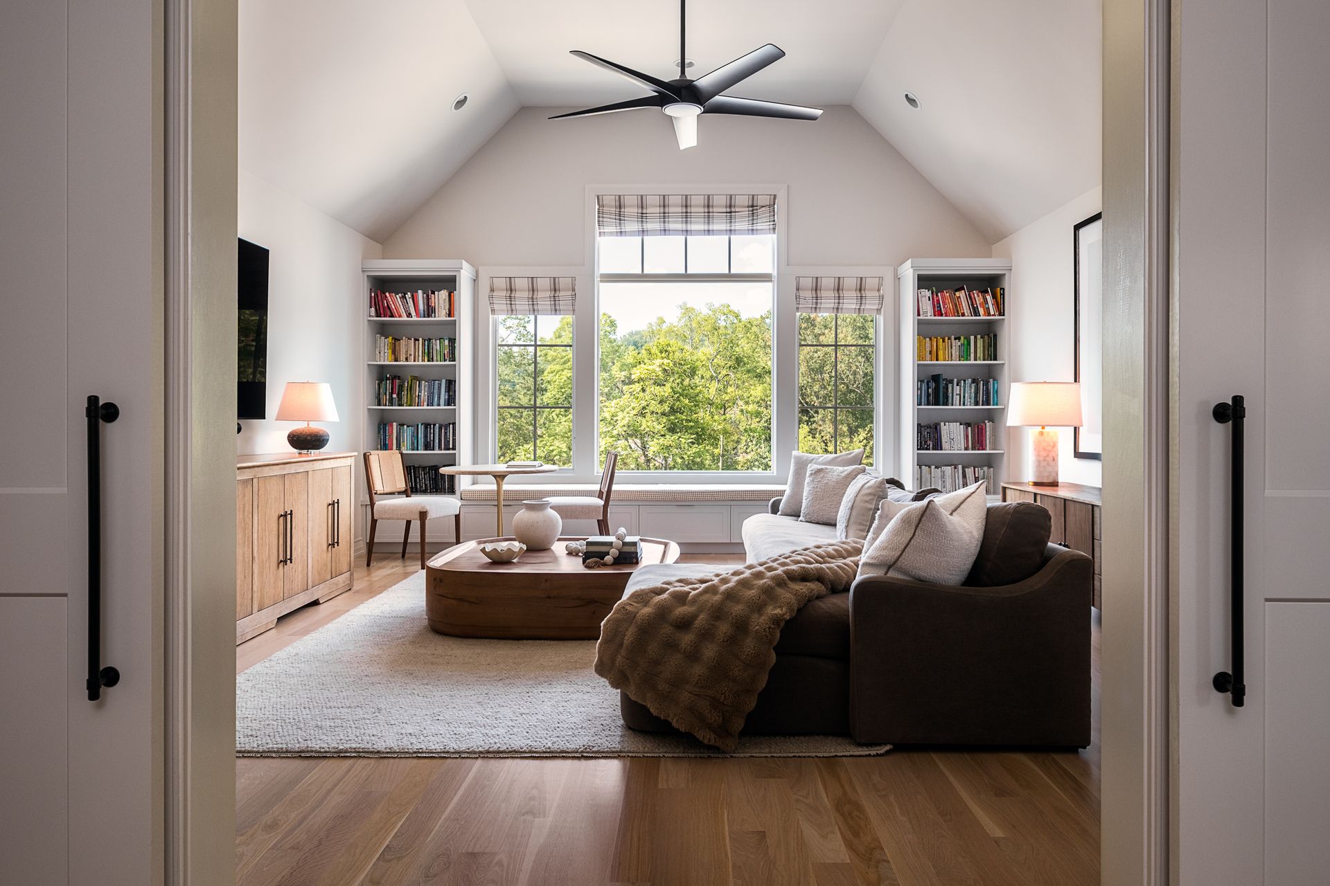 Forest Hills Riverview Nashville Farmhouse by Origin Architecture, photo 12