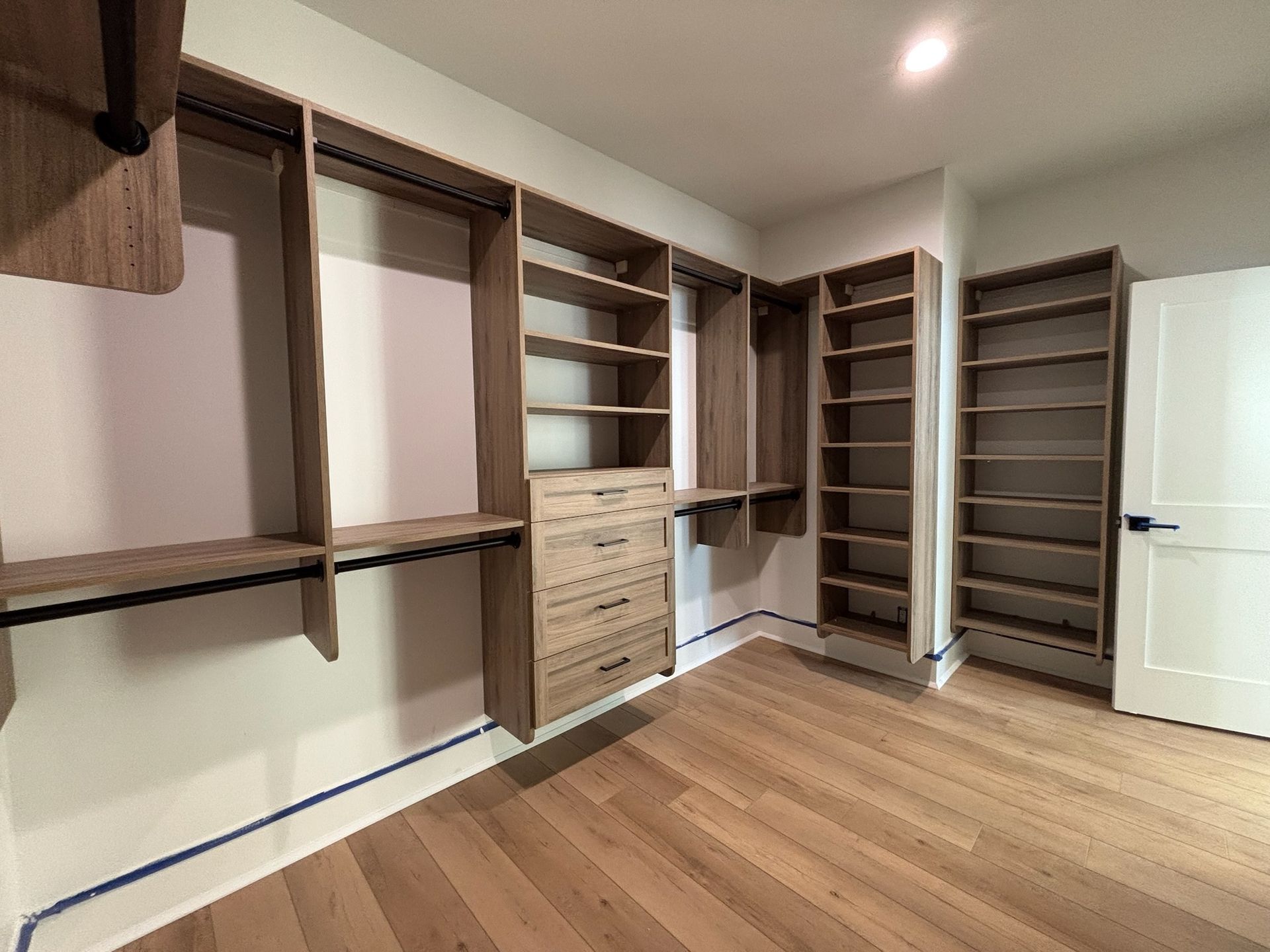 Custom Closets & Garage Storage Systems in Southern New Jersey
