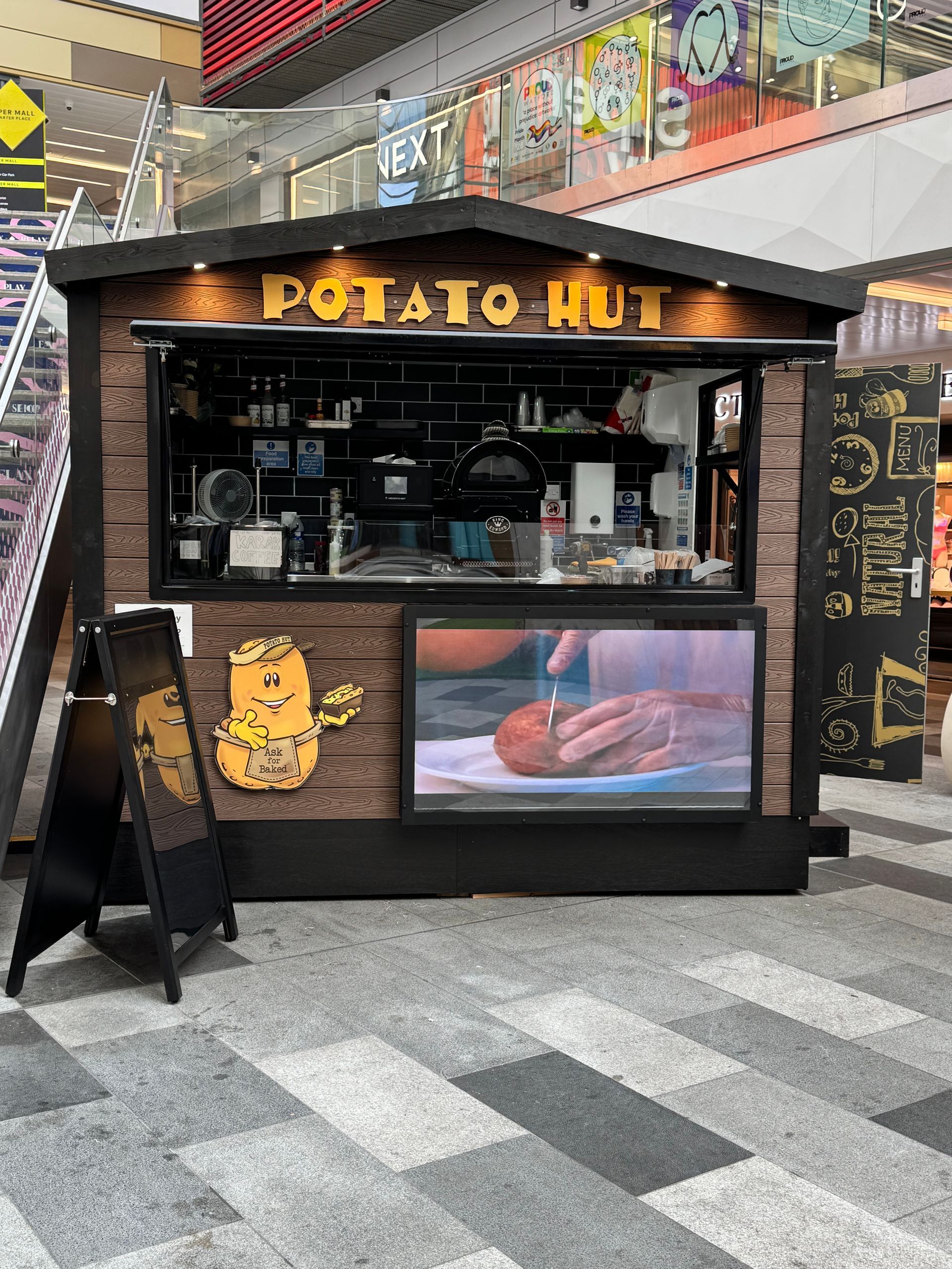 food truck menu boards
food truck LED signs
food truck vinyl wrap
food truck logo design
kiosk menu boards
kiosk display signs
food truck illuminated signs
outdoor menu boards
food truck graphics
branded food truck wrap
food truck window signs
kiosk LED signage