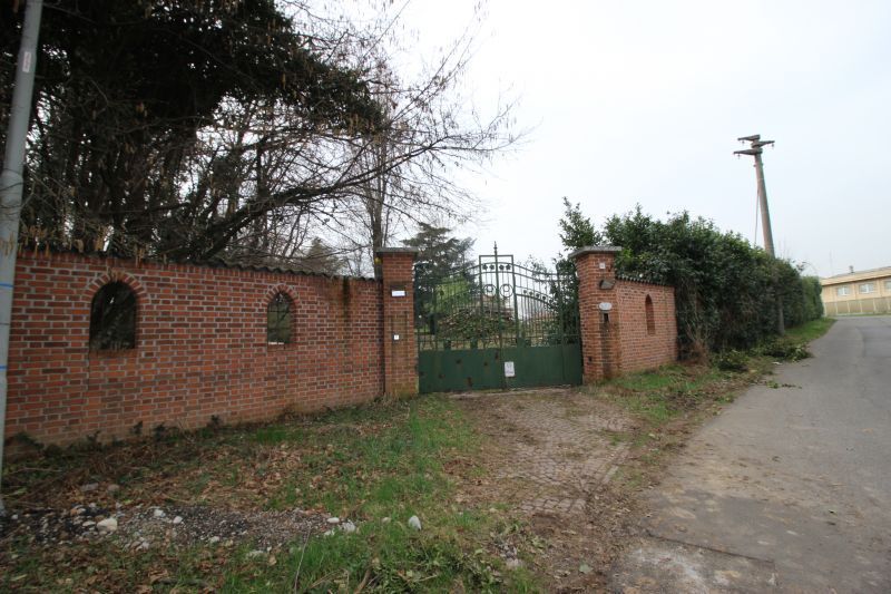 Villa in vendita a Saronno