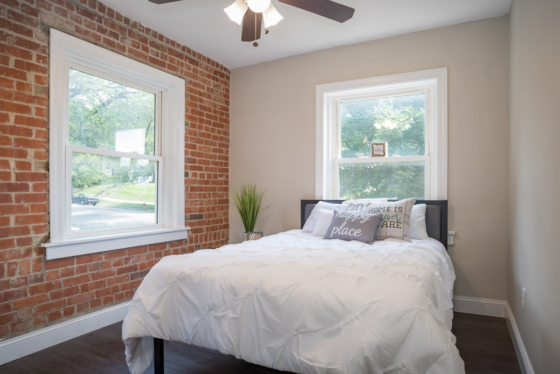 Housing / Apartments for Kansas City University Students