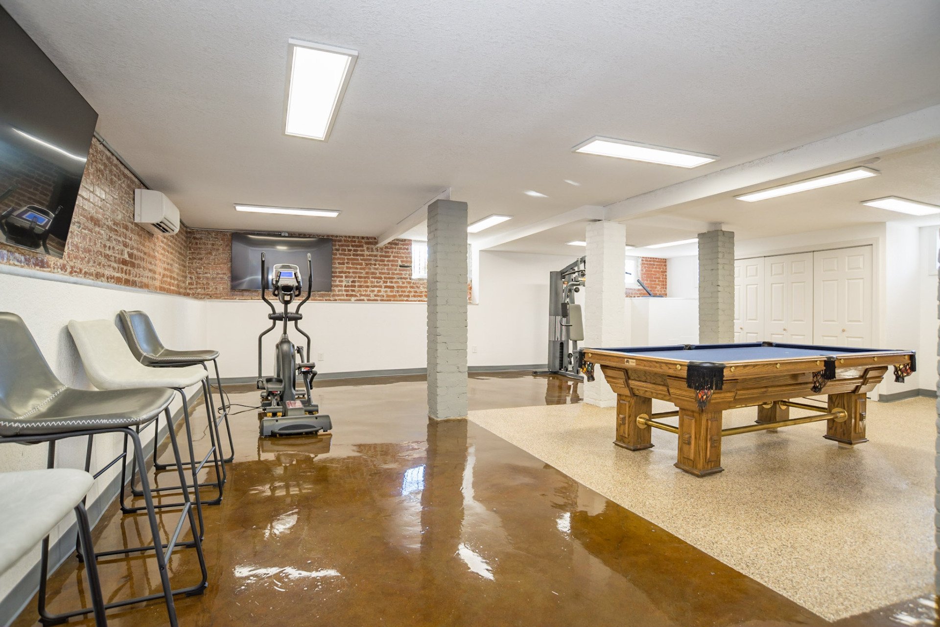 Housing / Apartments for Kansas City University Students