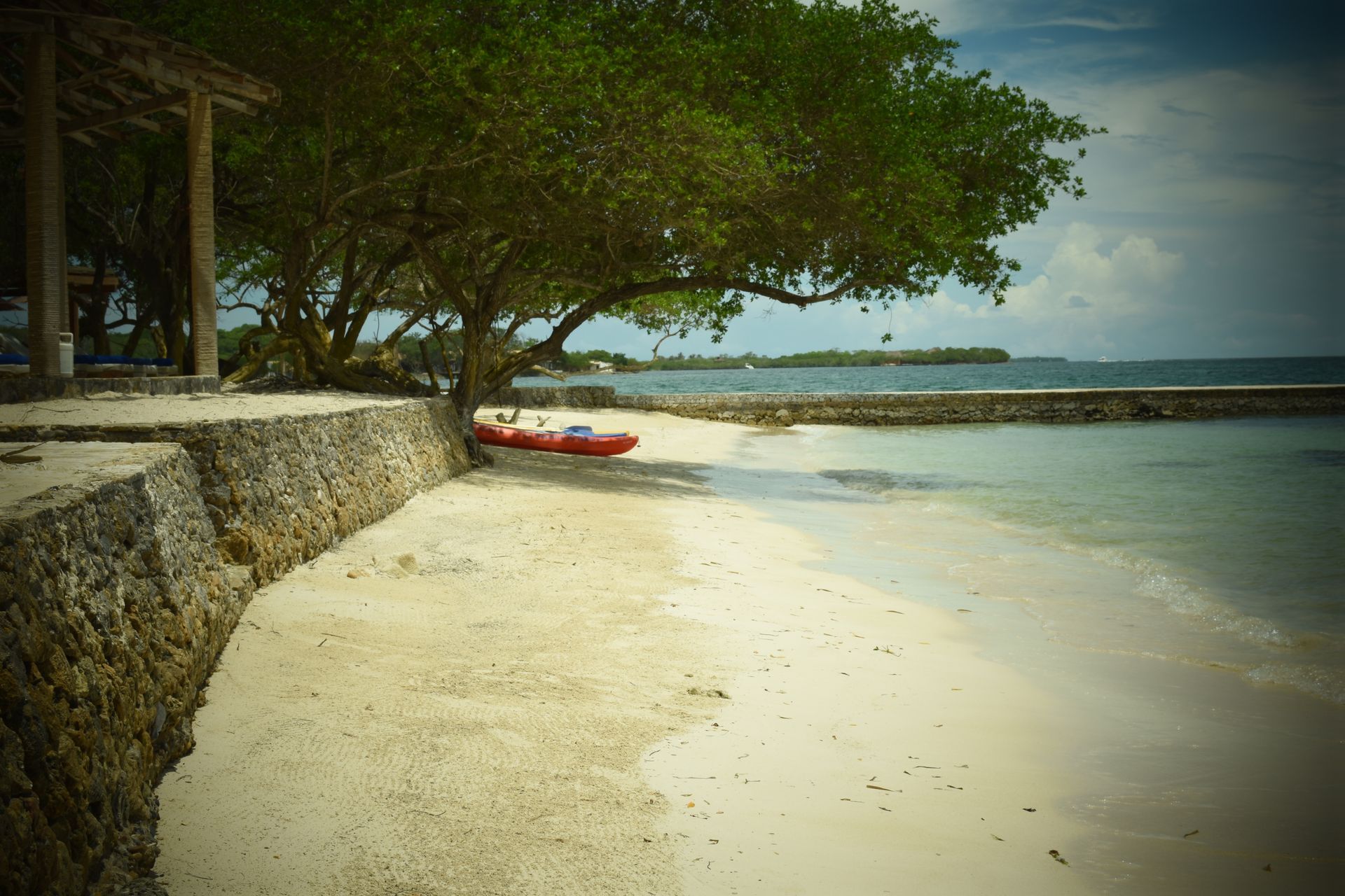 Playa Isleta, un rincón de serenidad frente al mar Caribe