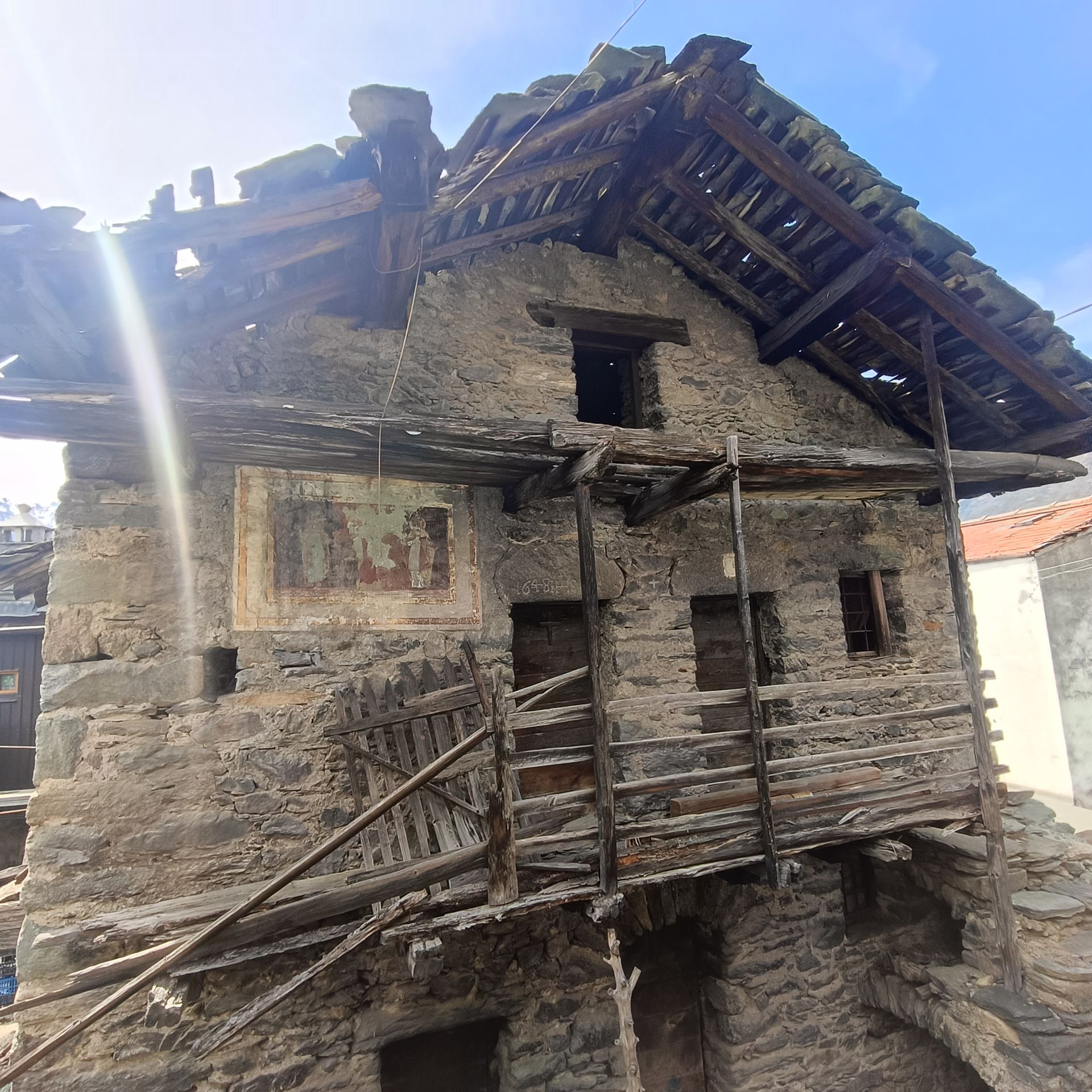 Stone house with a 15th-century fresco in Moron, Saint-Vincent, Aosta Valley