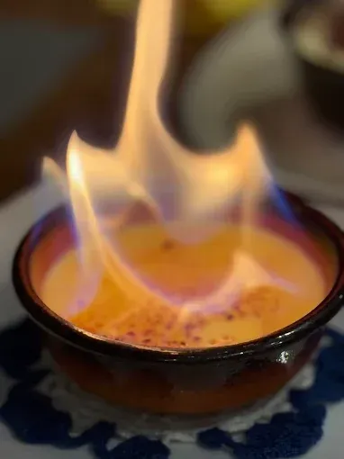 Crème brûlée artigianale servita alla Locanda Il Cervino a Châtillon
