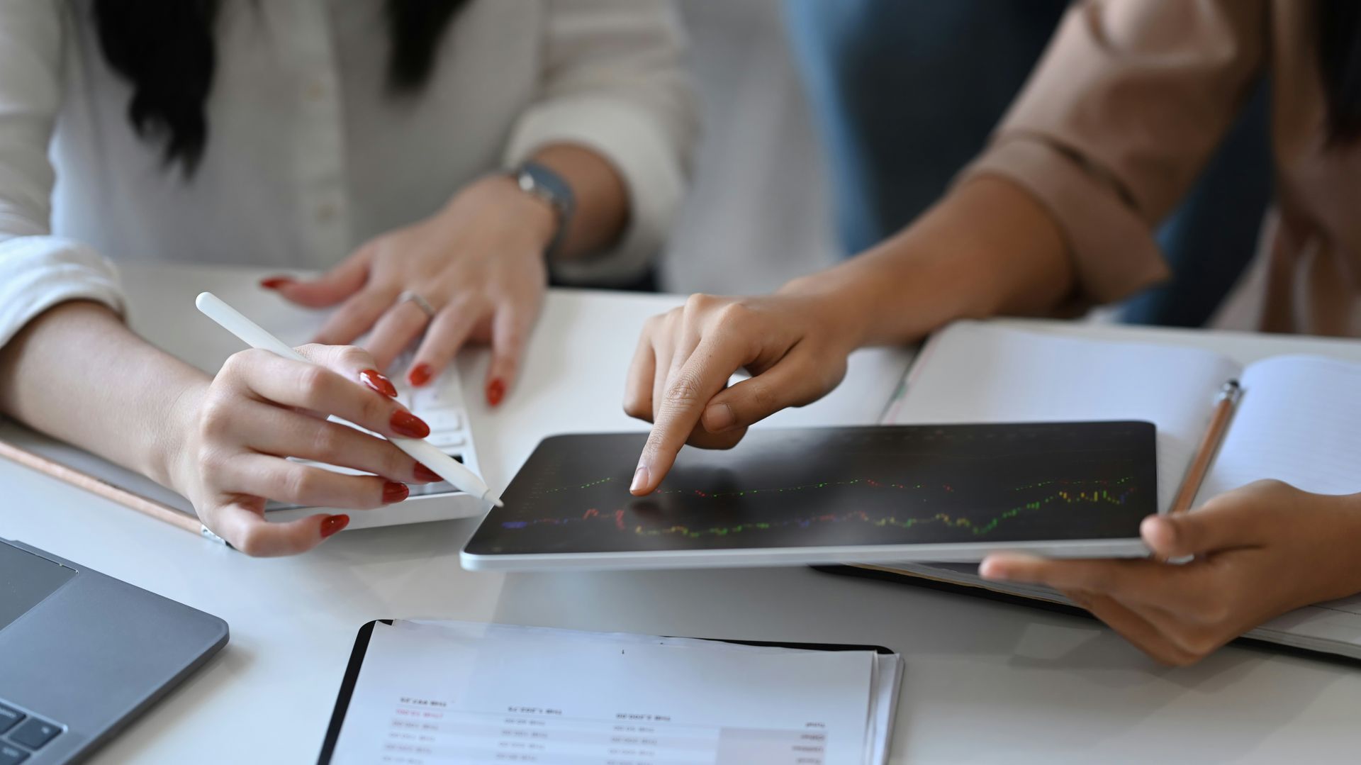 Data Analytics & Business Intelligence Services - DataInfer