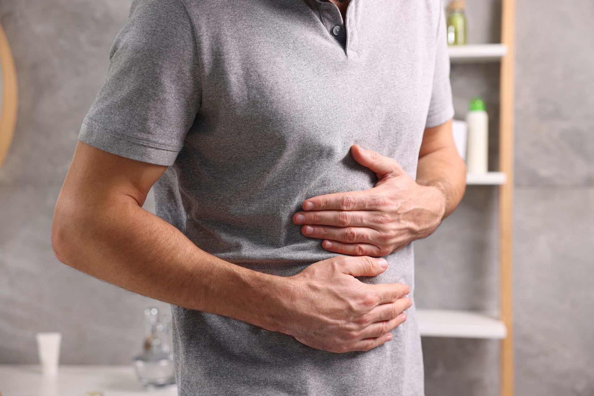 Gonfiore addominale e digestione lenta: quando è solo alimentazione e quando è il caso di consultare