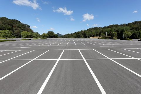 Asphalt Parking Lot — Battle Creek, MI — Damron Brother’s Asphalt