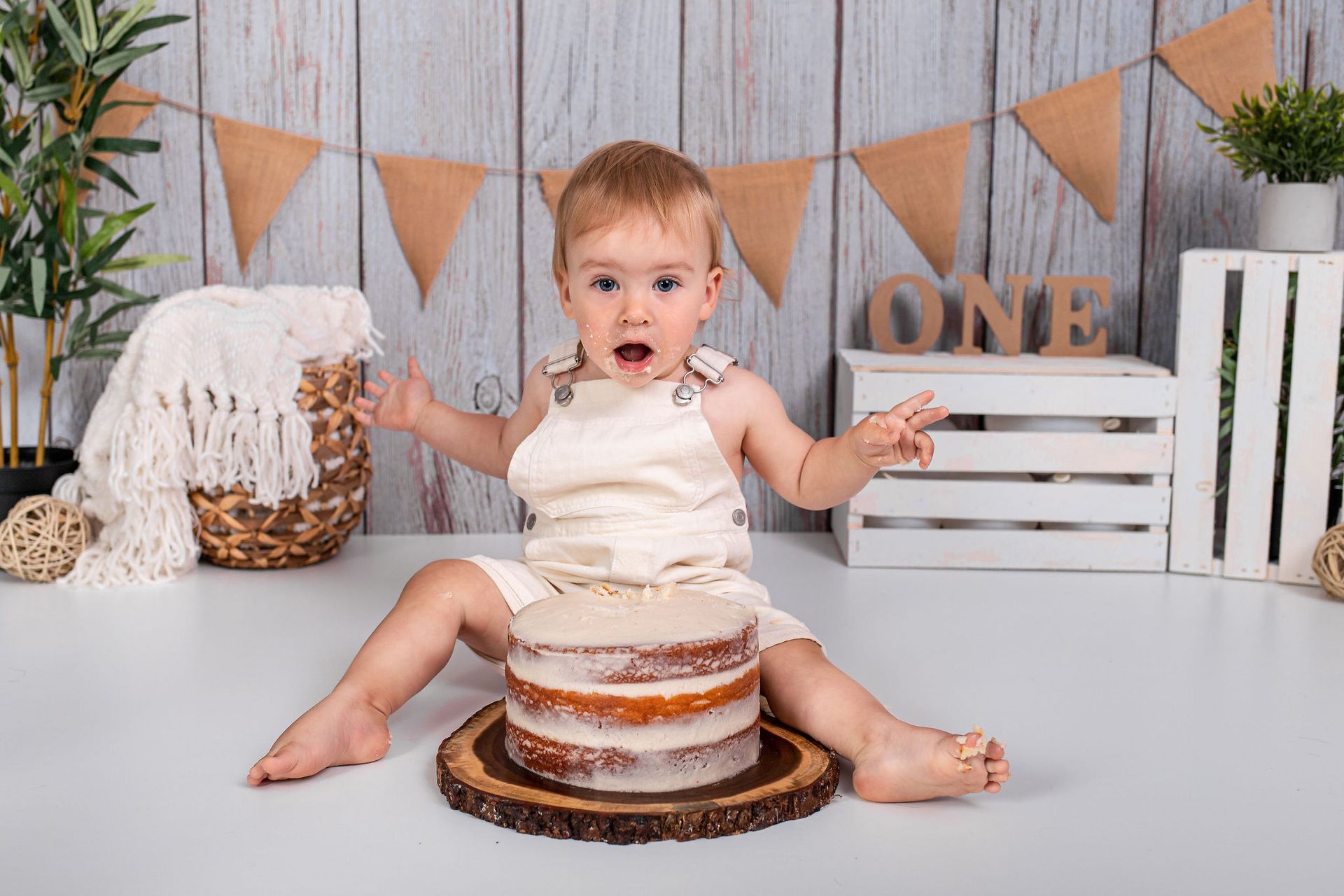 Crystal Justine Photography - cake smash photography