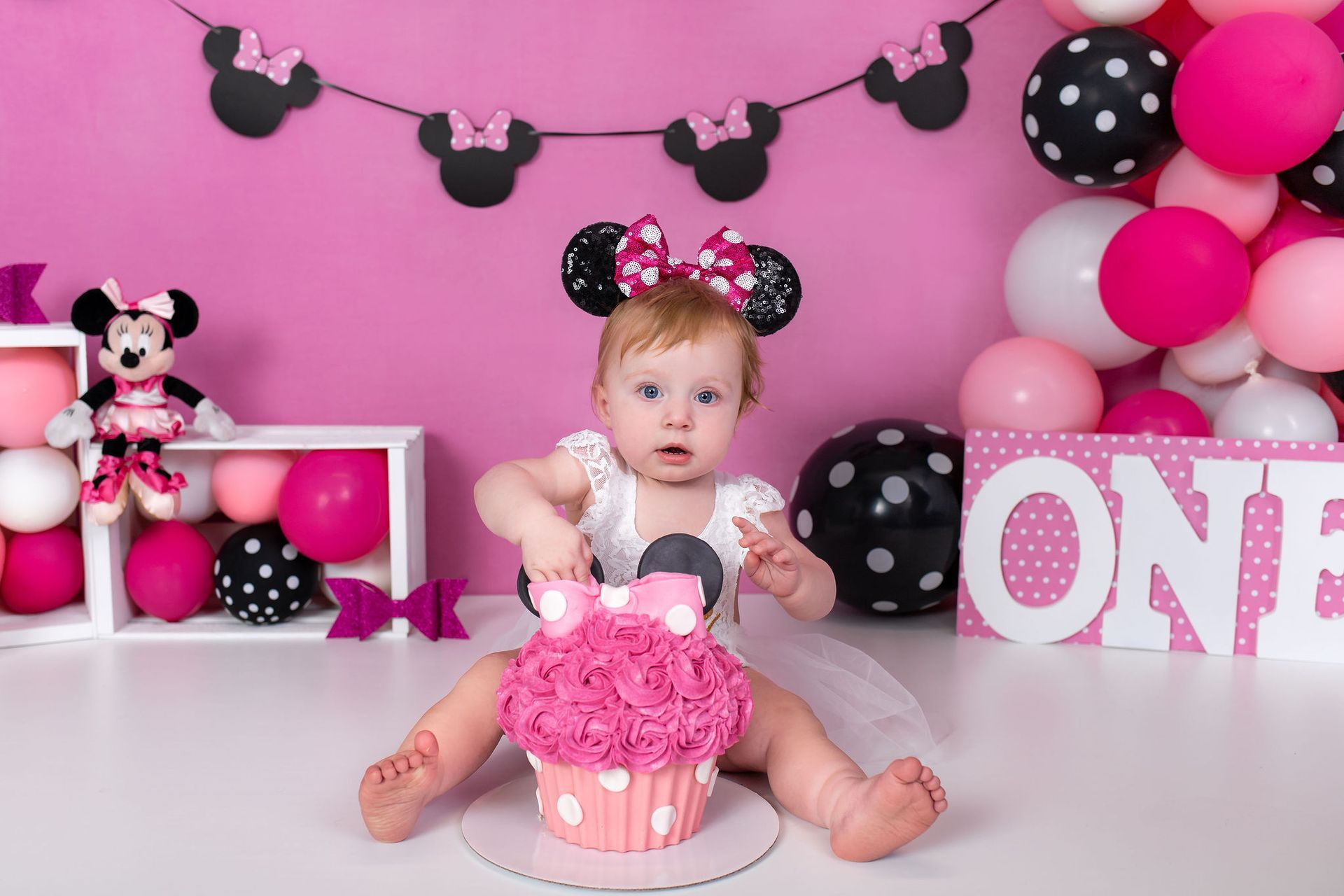 Crystal Justine Photography - cake smash photography