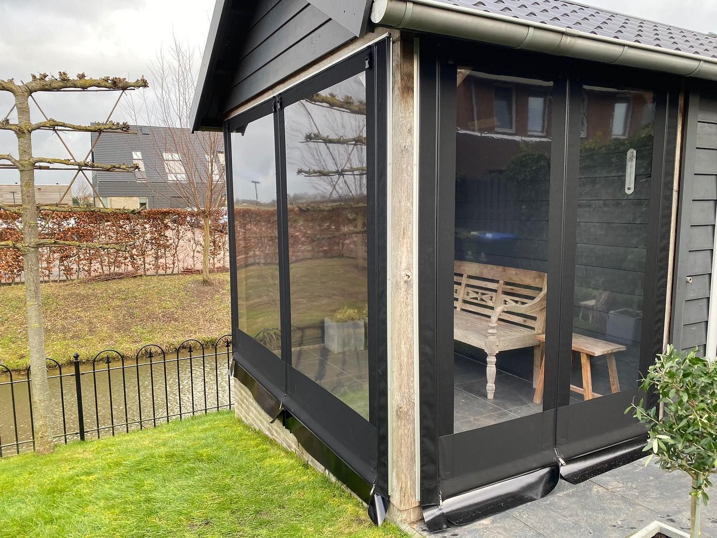veranda in Leerbroek voorzien van zeilen op maat