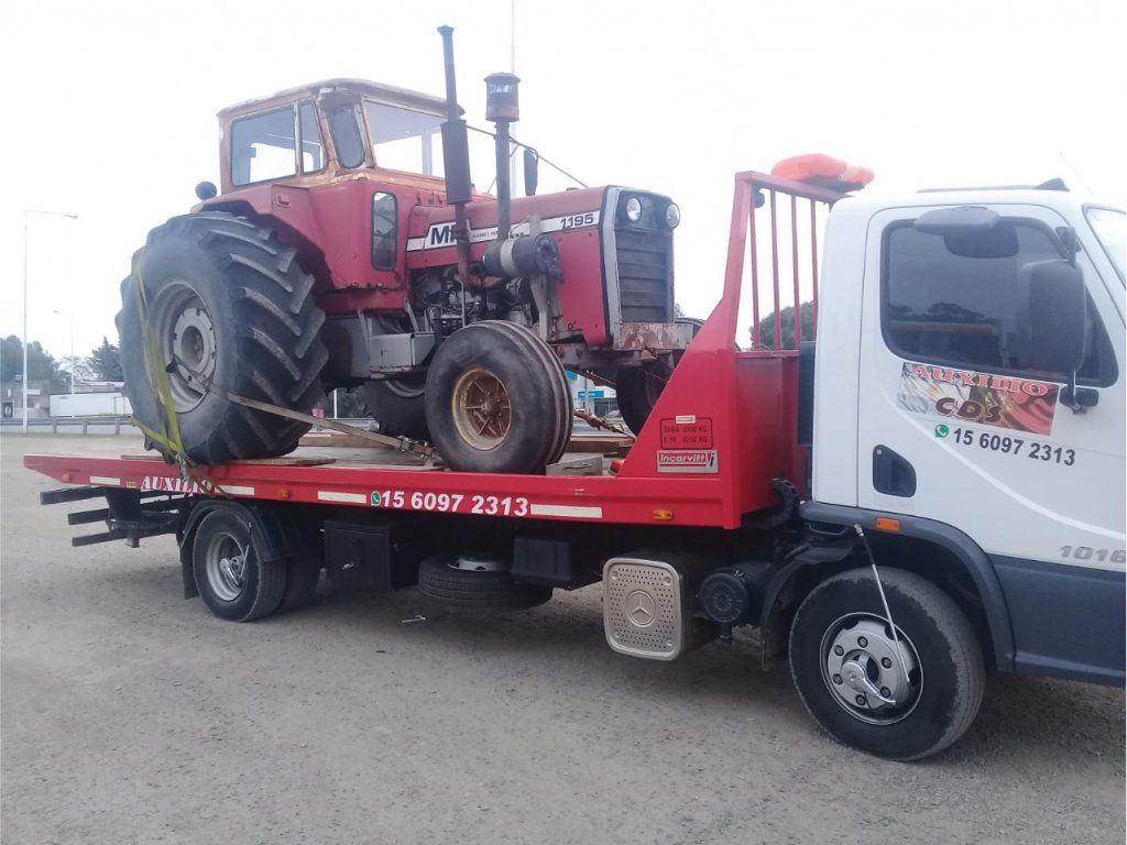 Servicios de Grúas Remolques y Autoelevadores