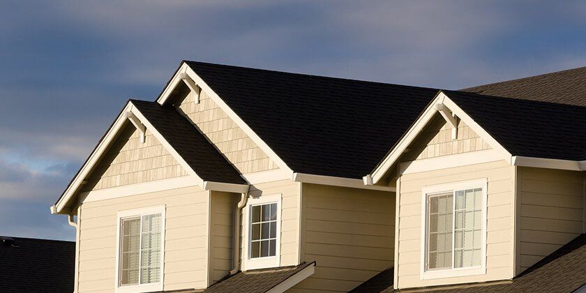 Three Windows On The Yellow House β Haslet, TX β Super Roofman