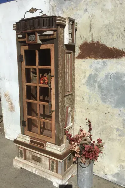 Retro Home Furnishings