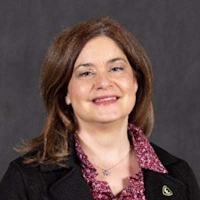 Portrait of April Idalski Carcone