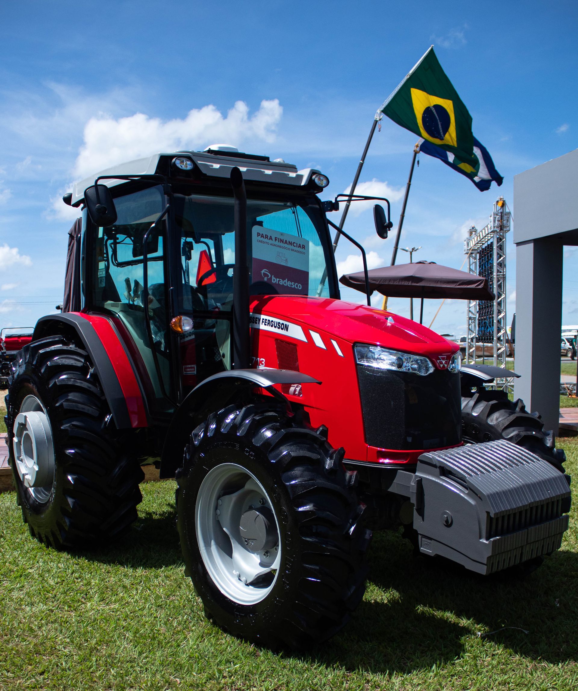 tractor