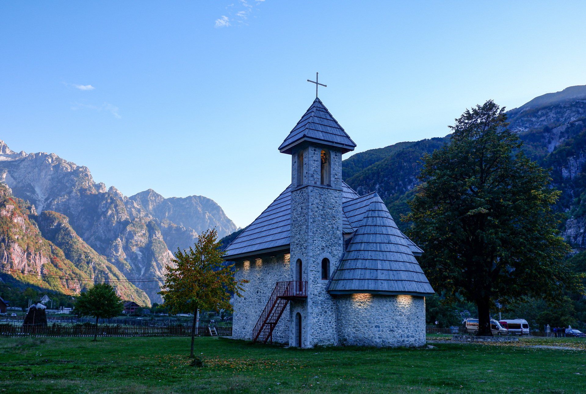 travel to albania