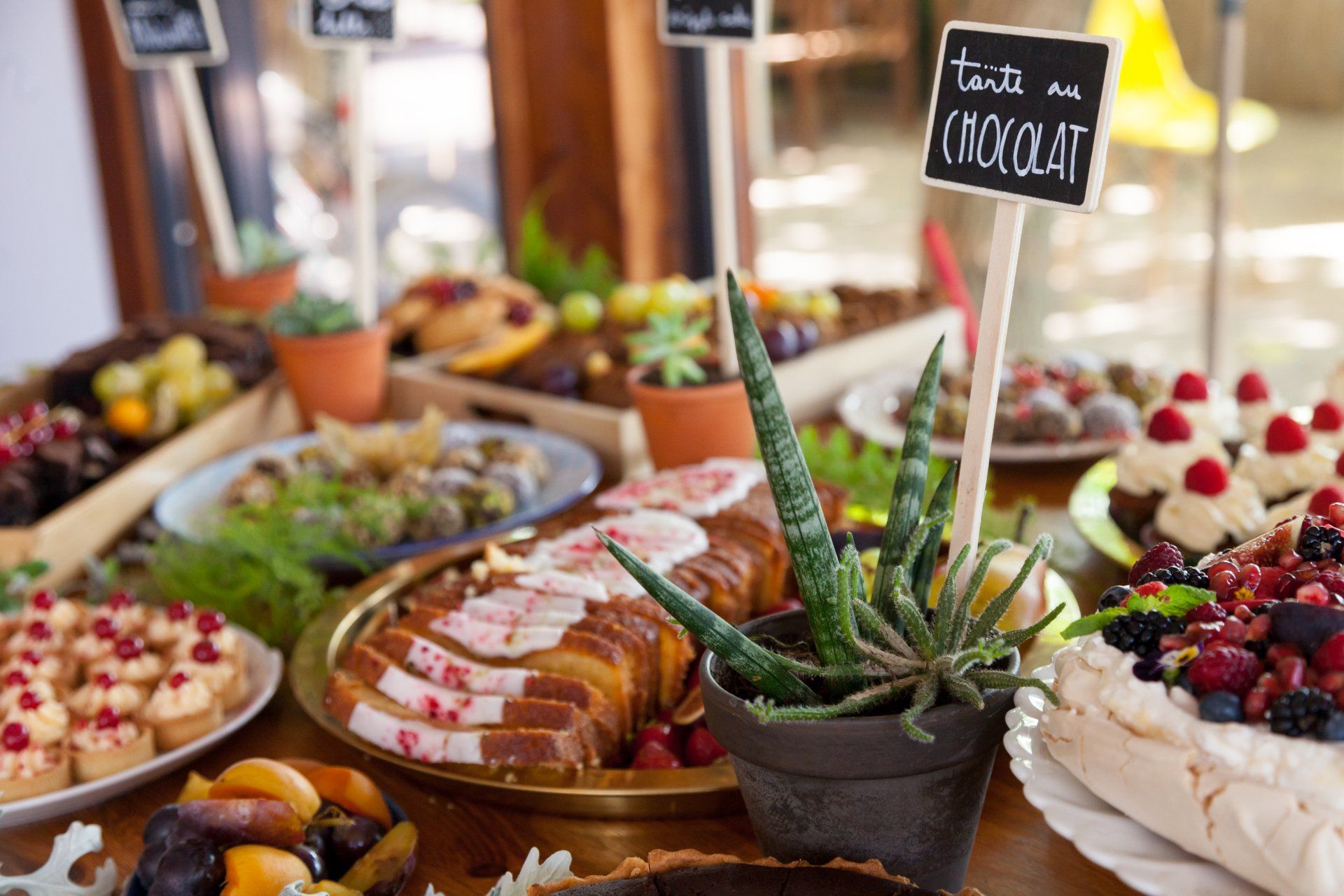 Buffet food