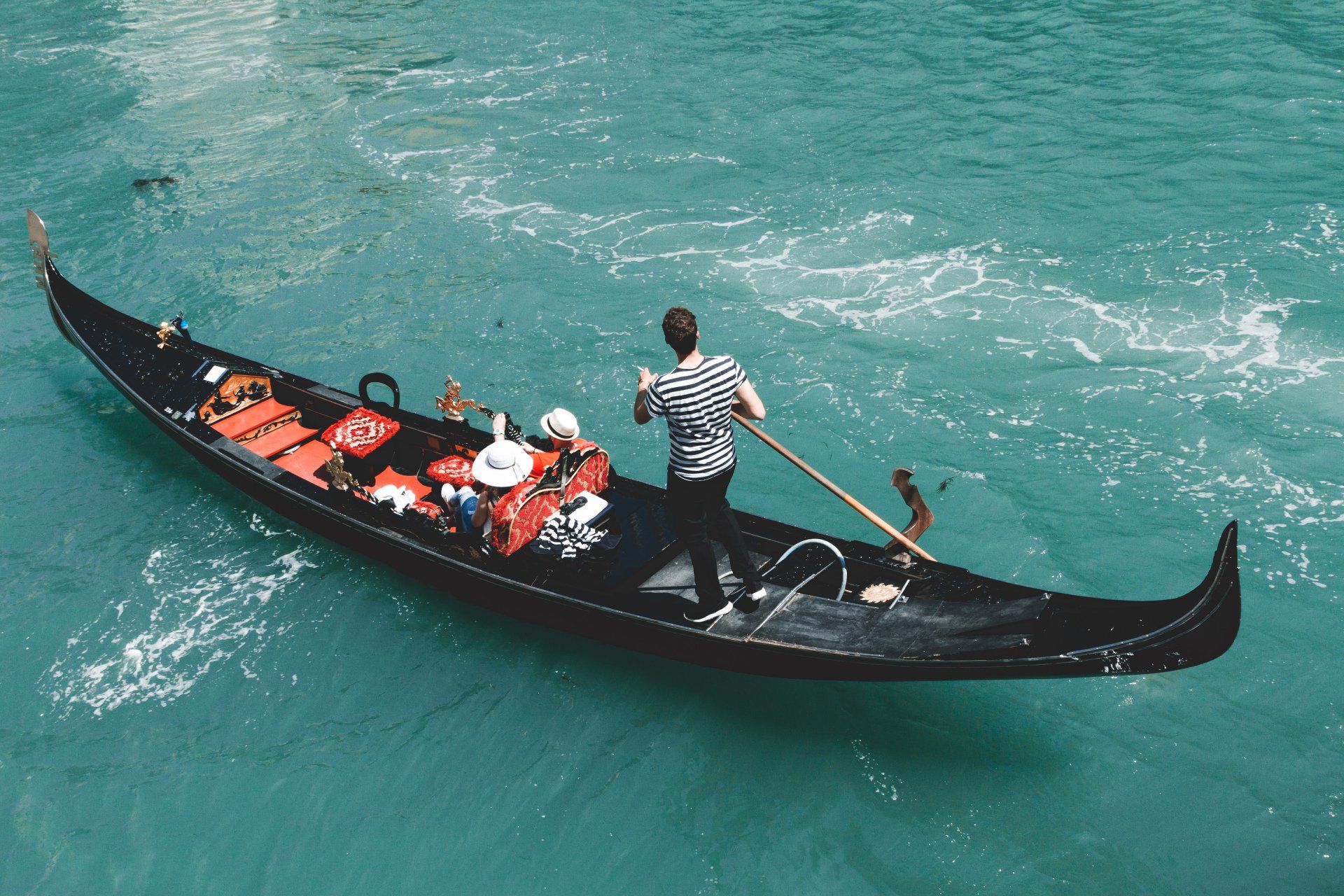 gondola-ride-venice-venice-tours