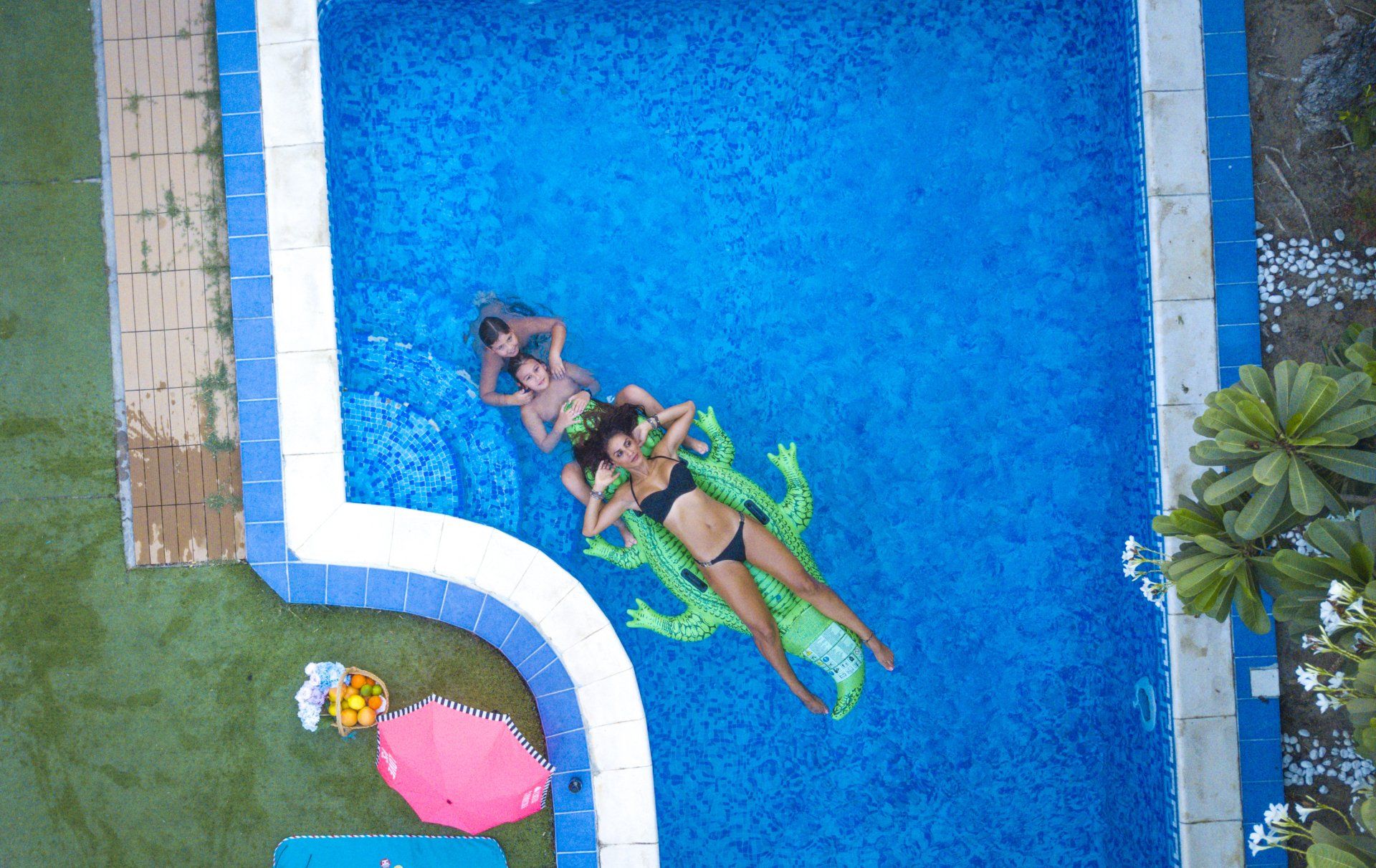 Professional Pool Inspections and Expert Assistance