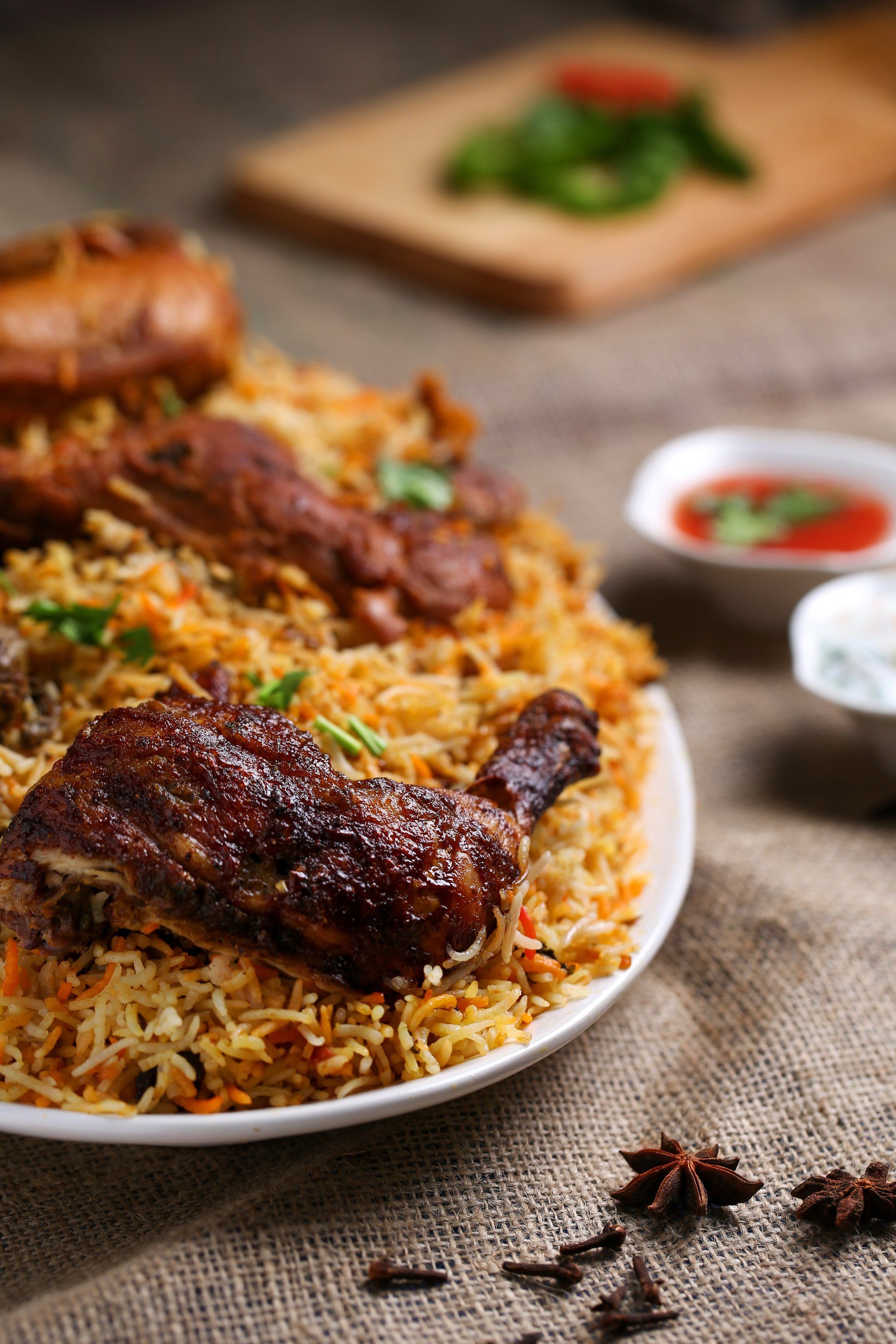 chicken-drumsticks-and-rice-meal