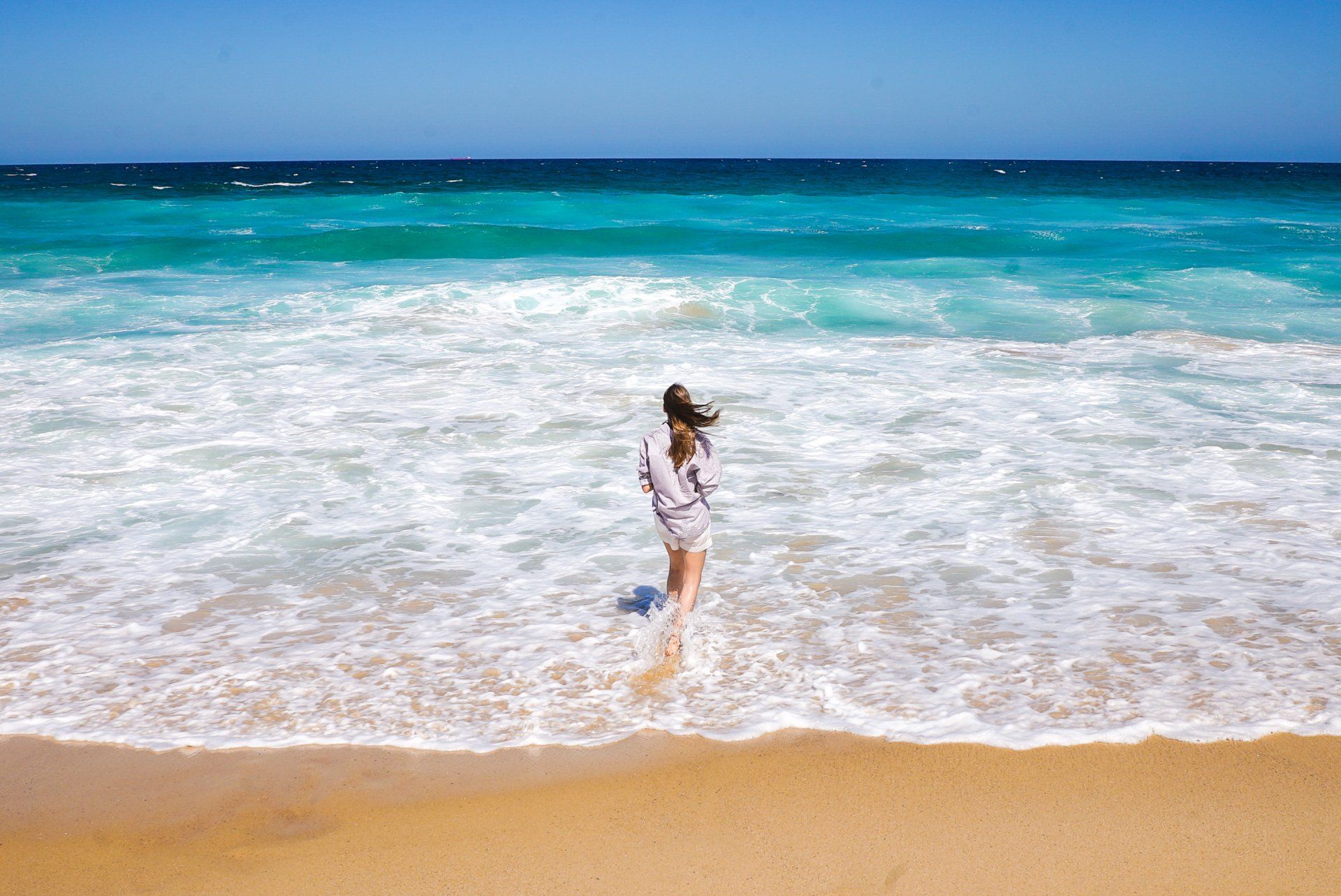 Ragazza in spiaggia