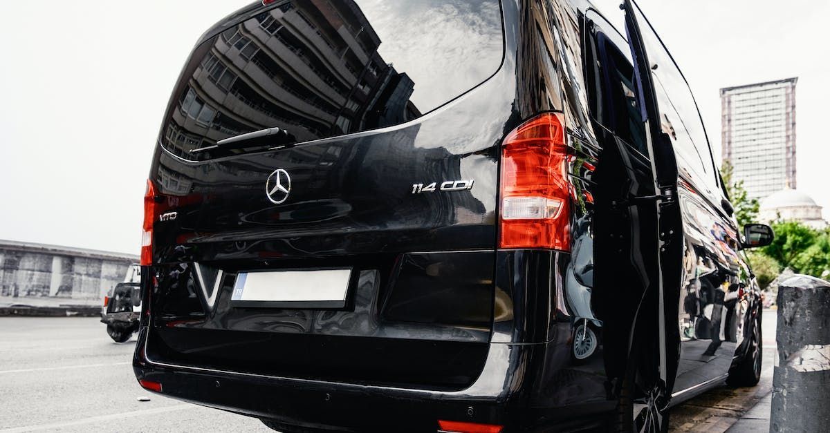 Secure car and diver service for VIPs and HNWIs