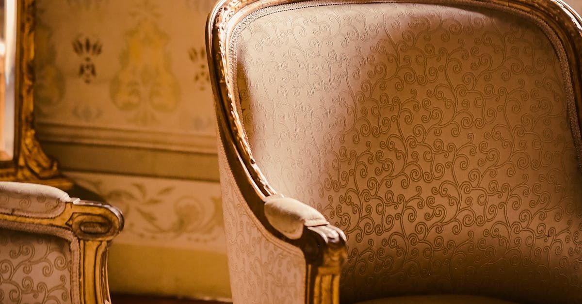 Auction Services in Concord NH | Every item has a story | We are committed to authenticity and quality in antique auctions | Regal Auction Services
