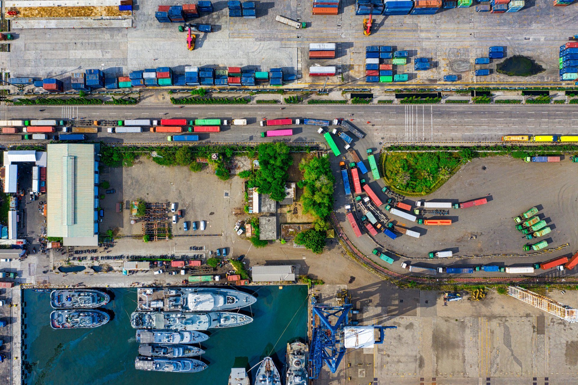 customs clearance trucks
