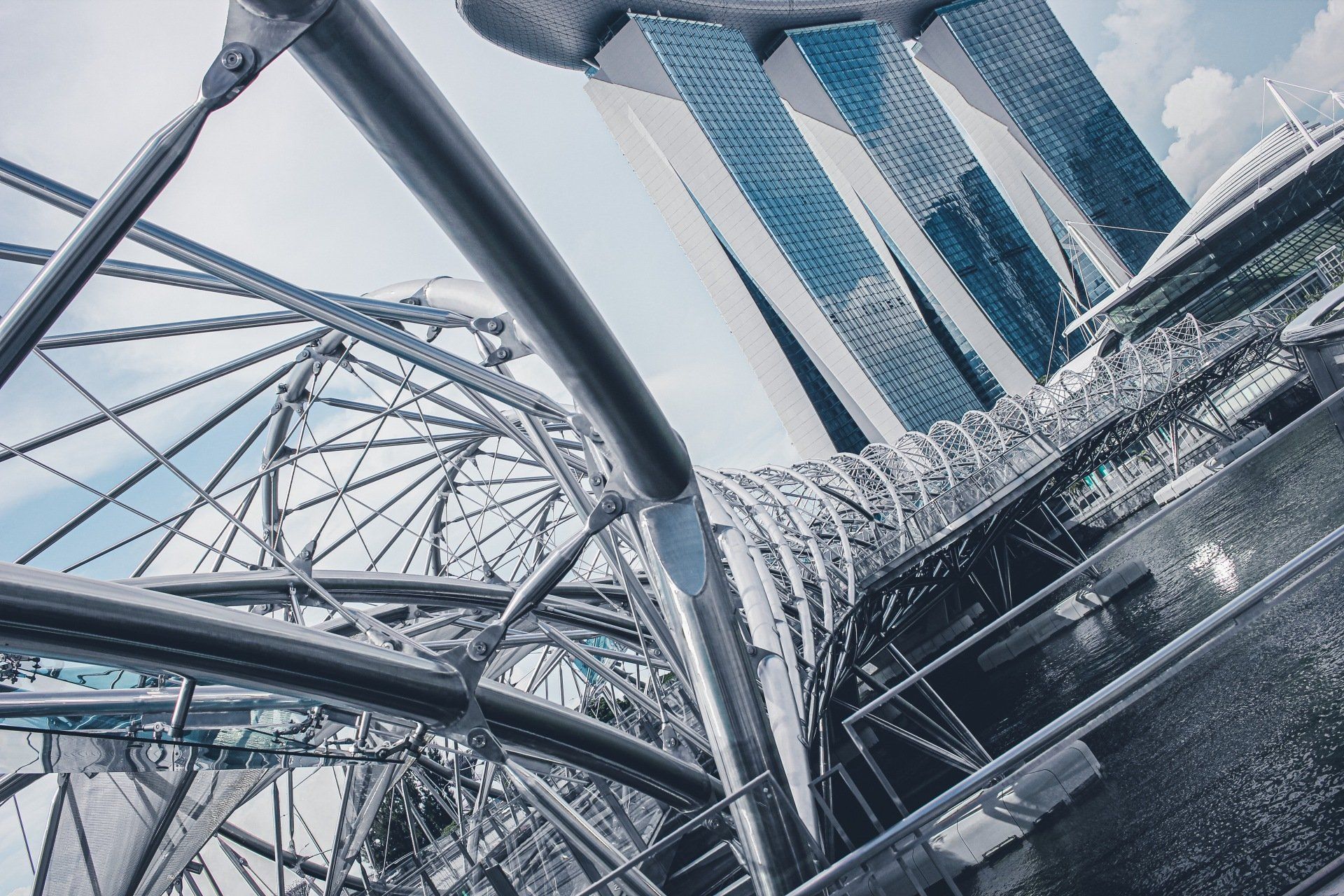 helix bridge, singapore landmark