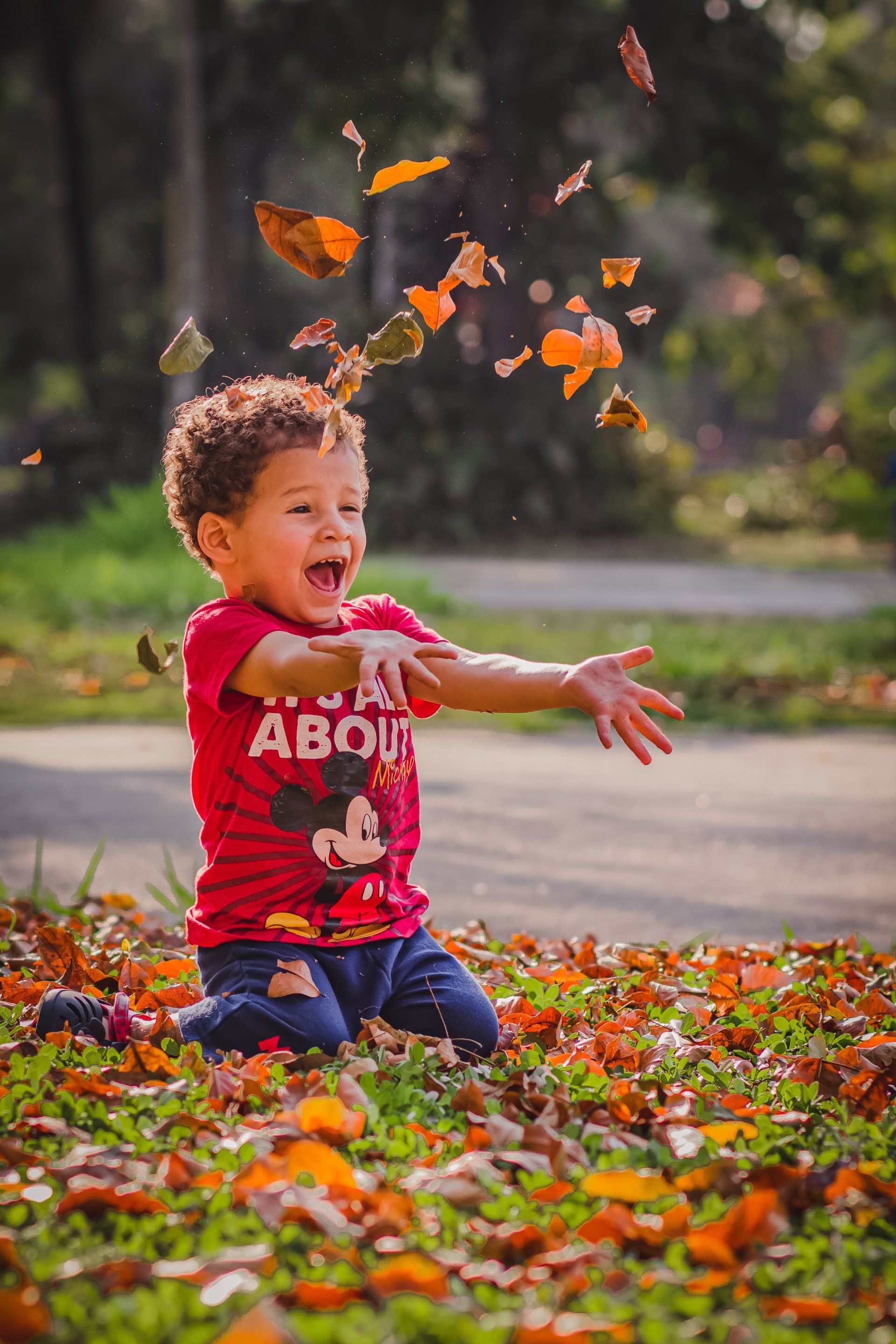 Naar buiten in de herfst, zo krijg je de kinderen mee
