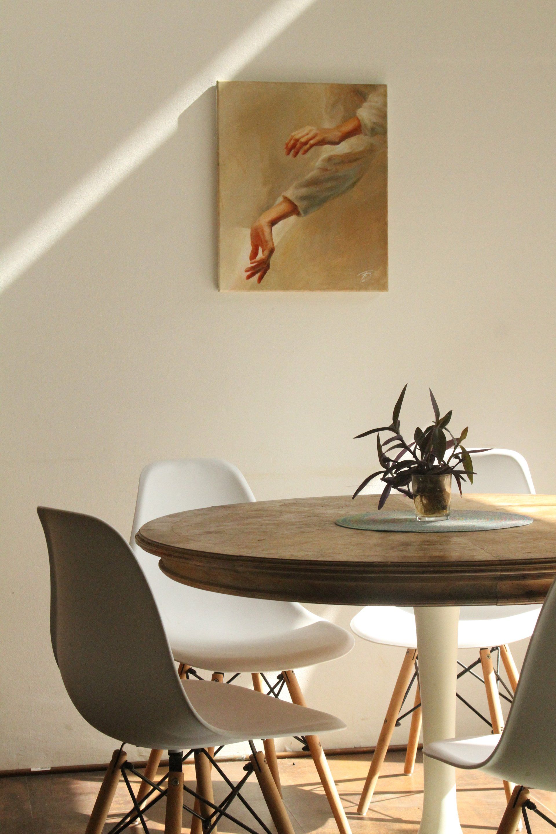 picture of a sofa and coffee table in a living room