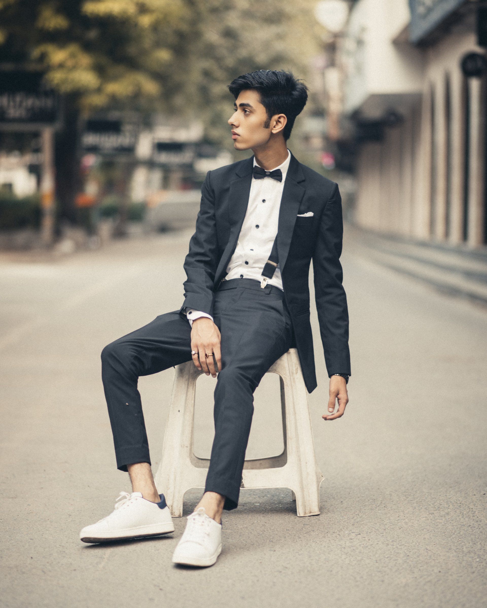 tuxedo stool