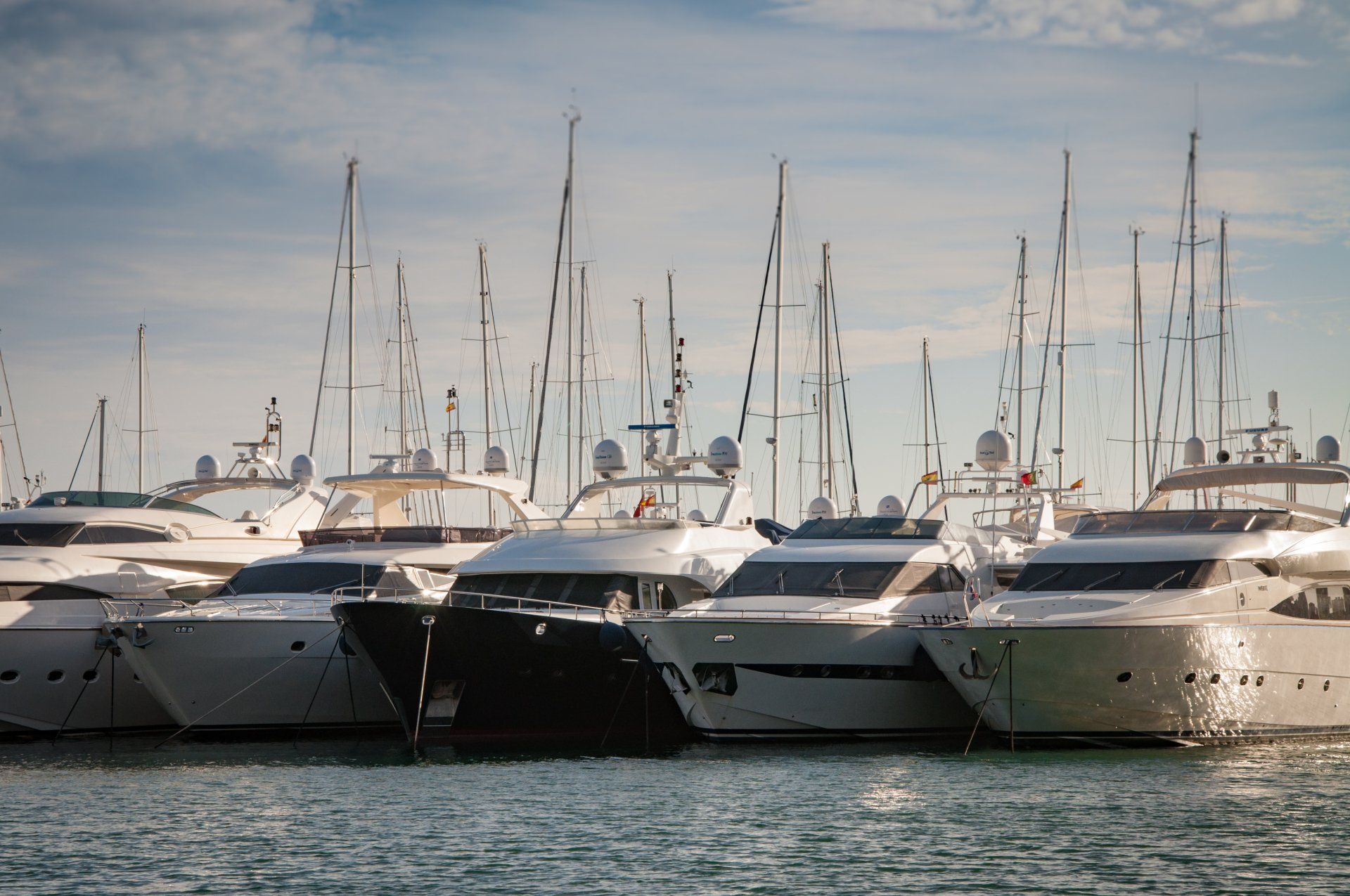 Motor Yacht Donation