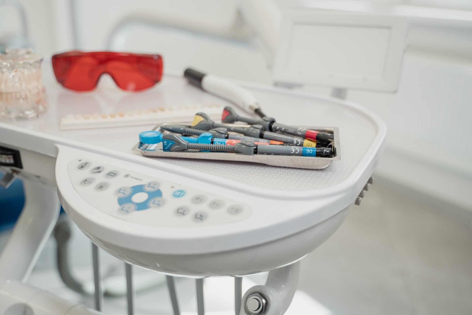 The 411 on Dental  Instruments &ndash; What They Are and What They Do