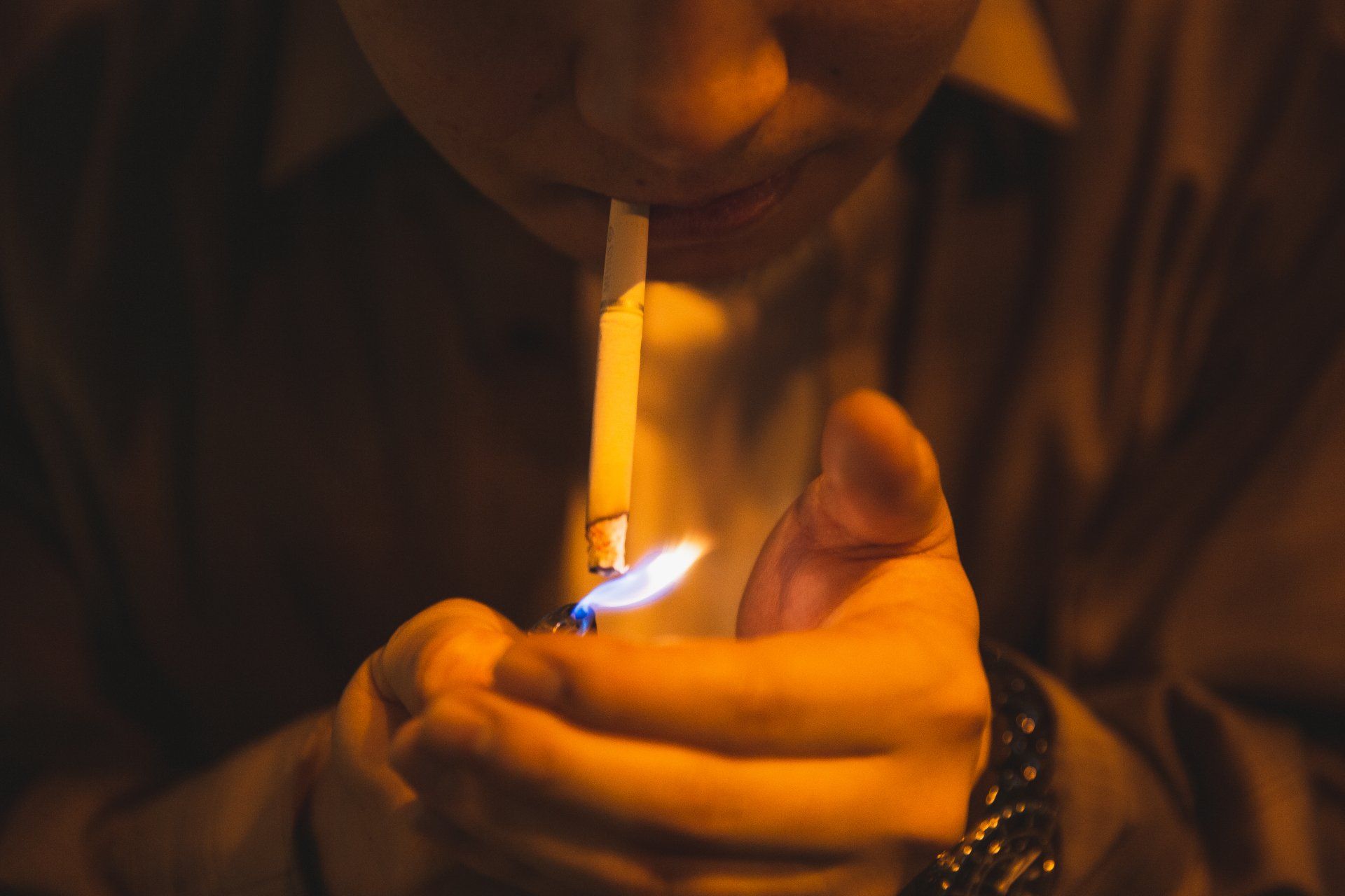 Candles that can cause fire