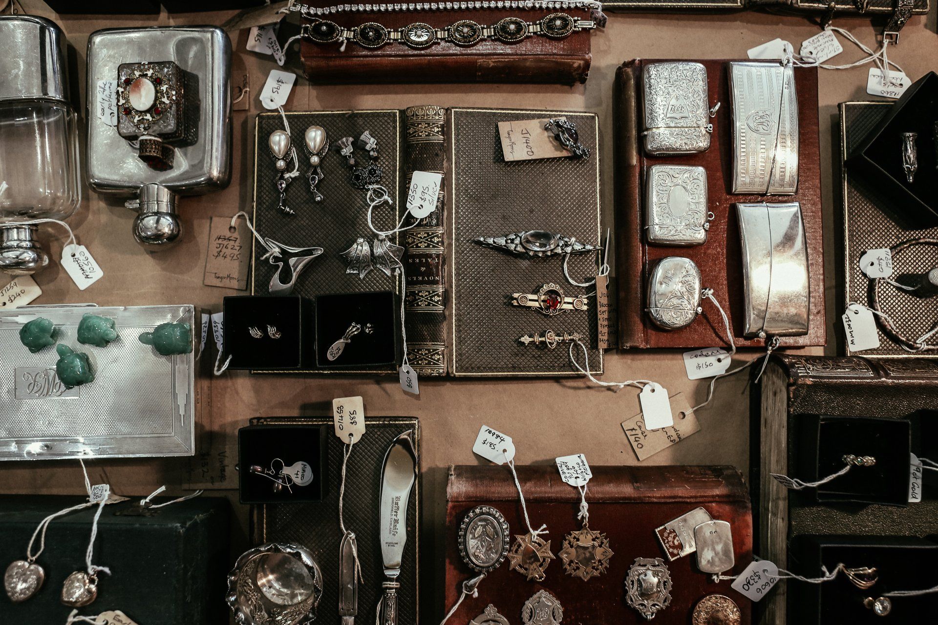 Auction Services in Concord NH | Every item has a story | Providing exquisite antique pieces for 30 years | Regal Auction Services