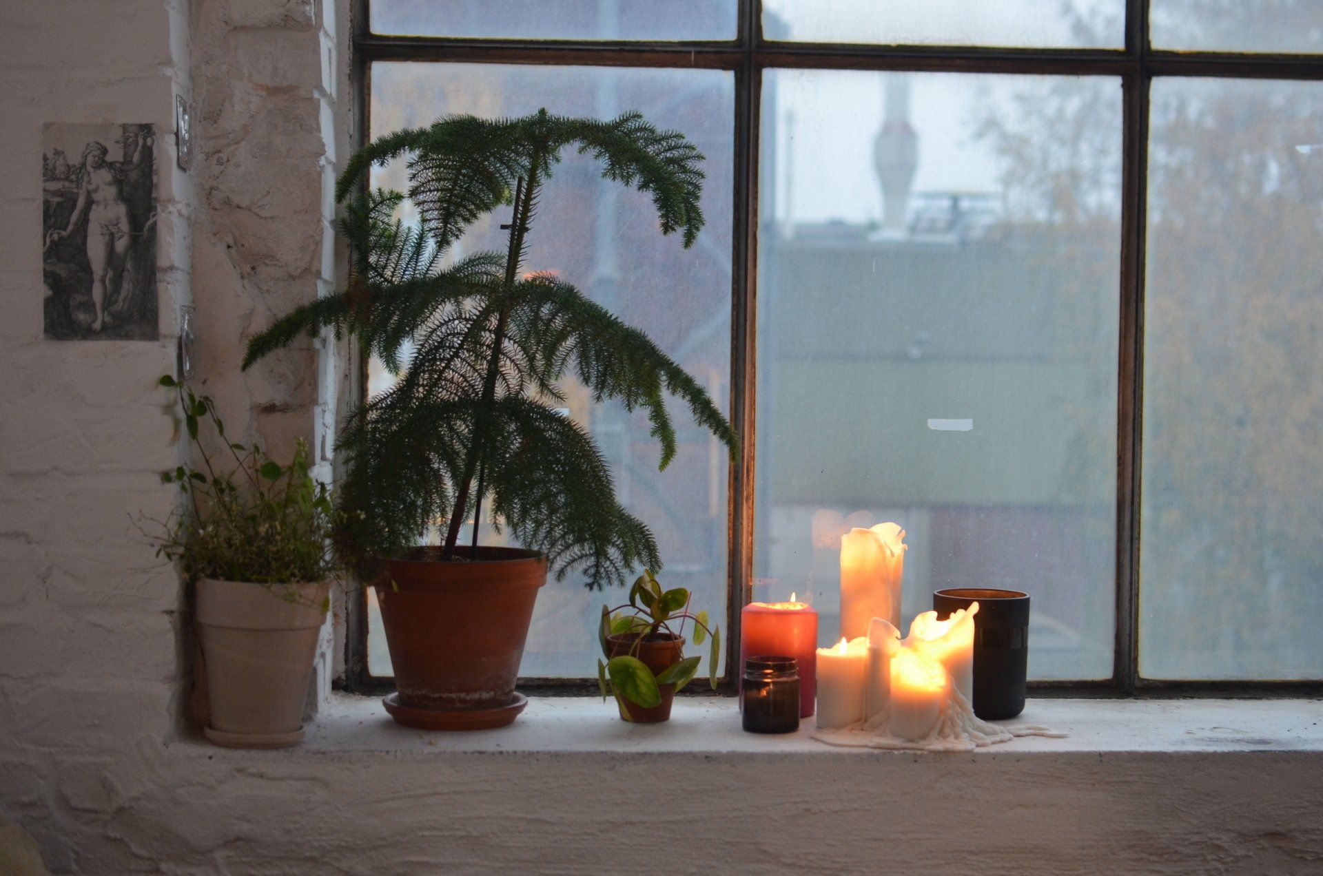 Candles that can cause fire