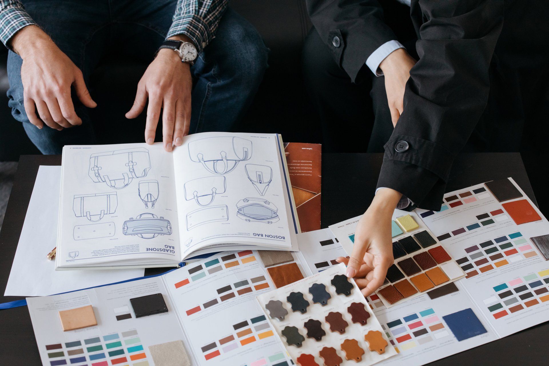 BlinC Corporate designing corporate gifts.