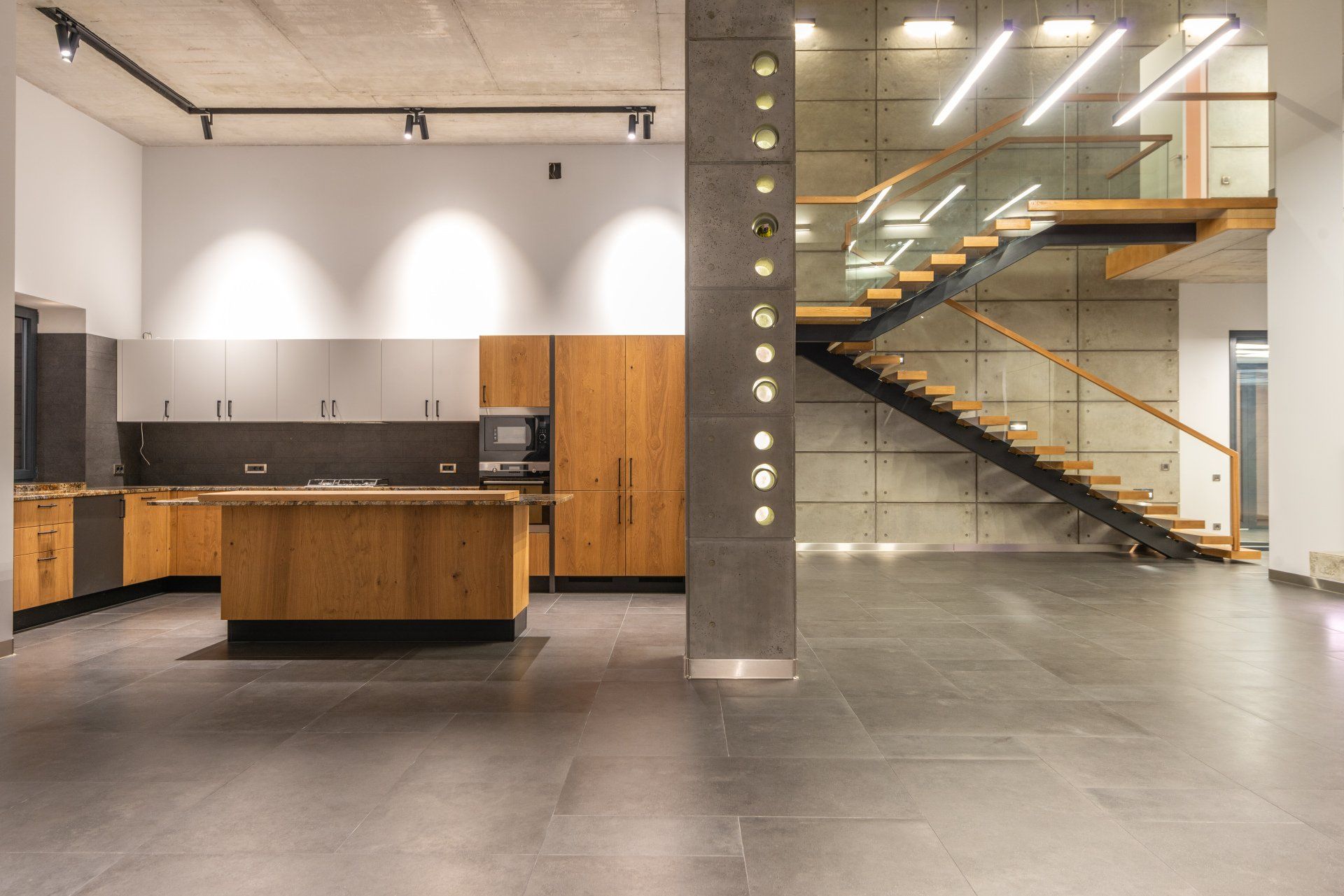 Flooring Companies Near Me